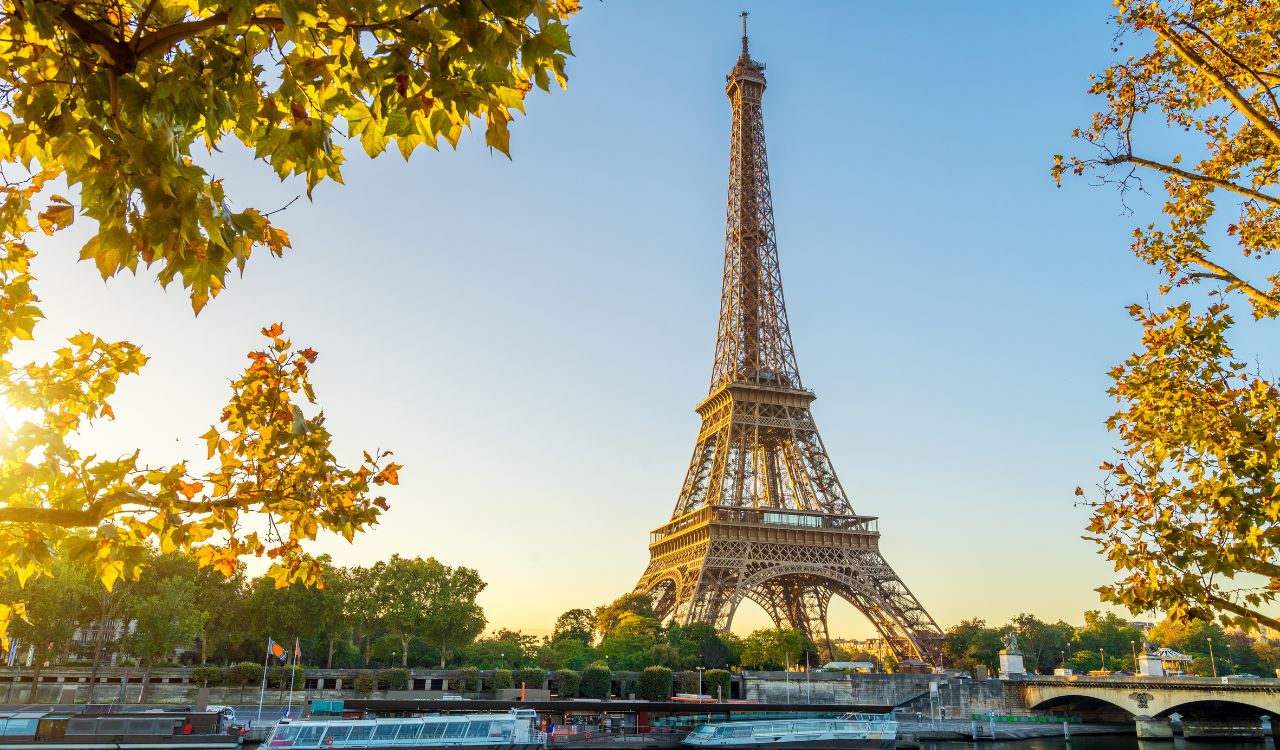 Combien de marches possède la tour Eiffel ?